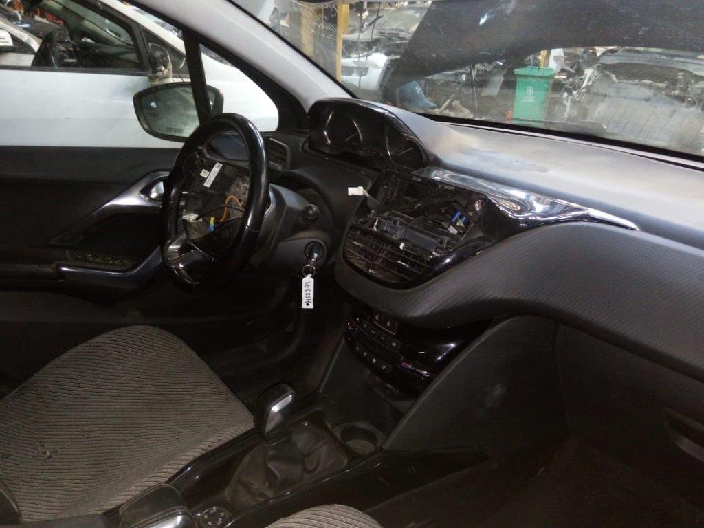  Peugeot 2008 2015    EN DESARME